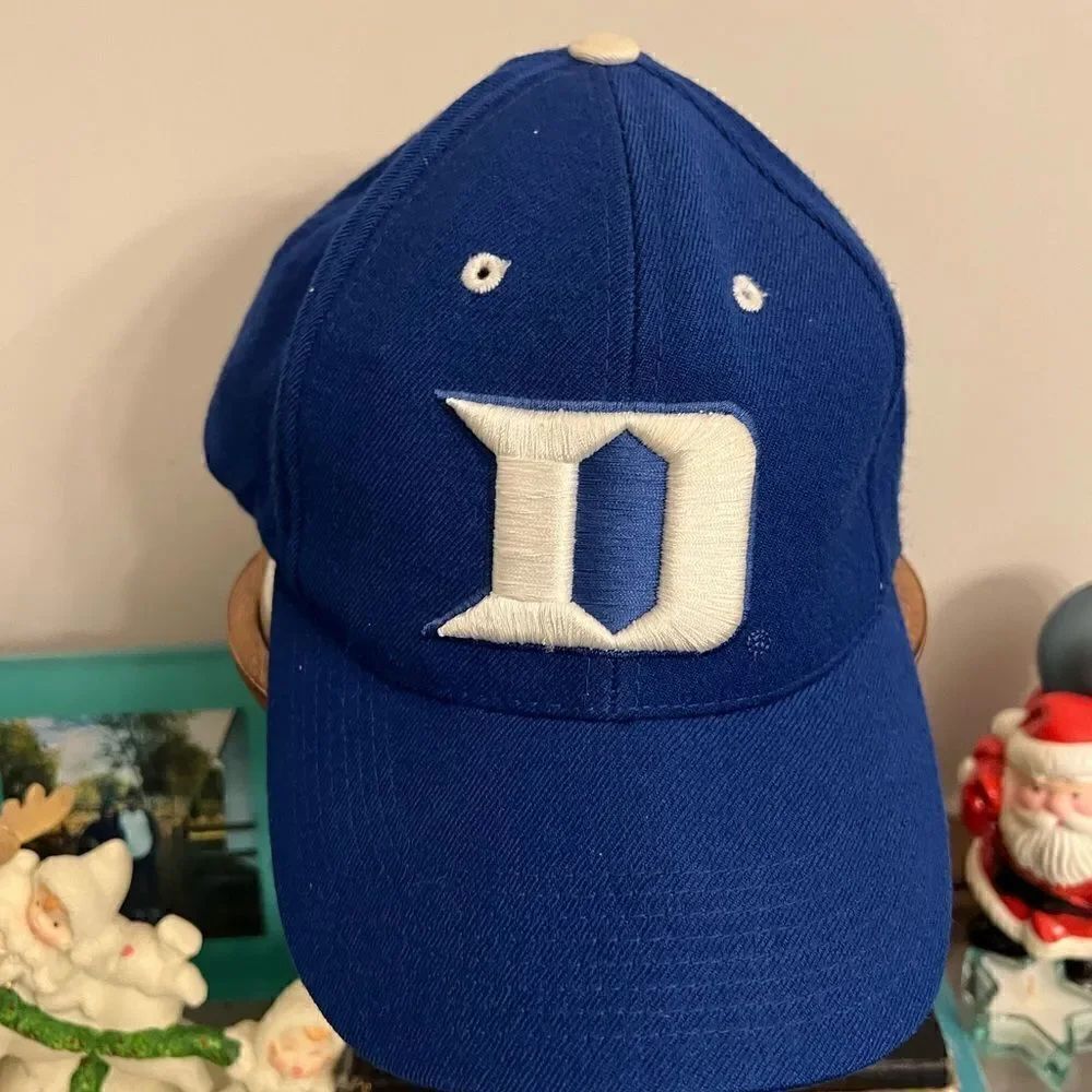 Men’s Nike Duke Blue Devils 100% Wool adjustable cap.